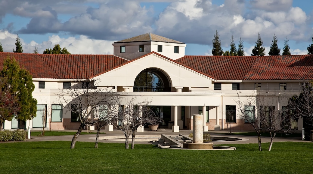 Parc Cupertino Memorial Park