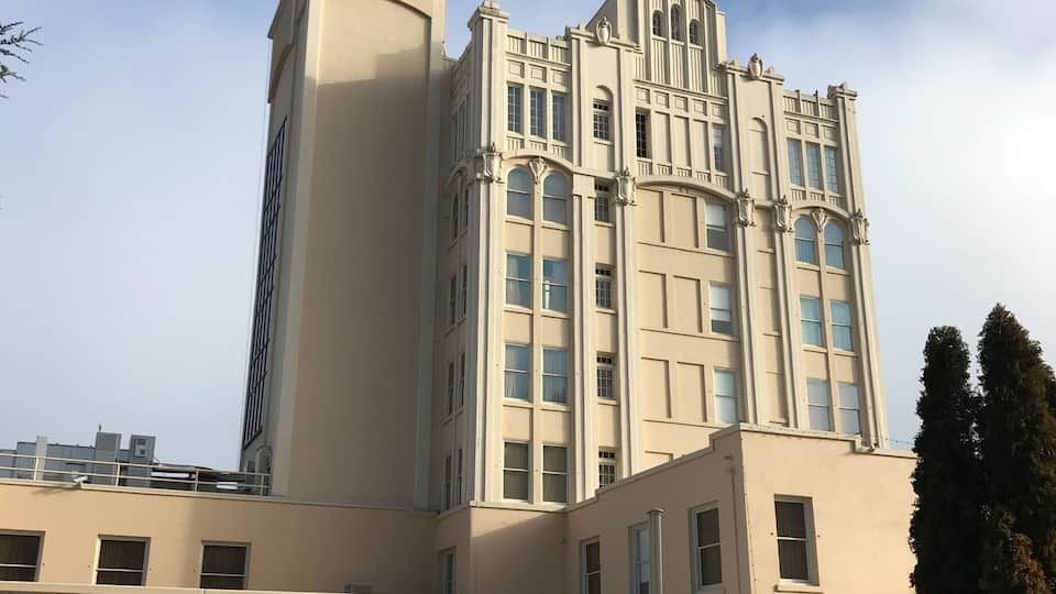 This is the backside of the hotel where you park for free and enter conveniently from the 3rd floor