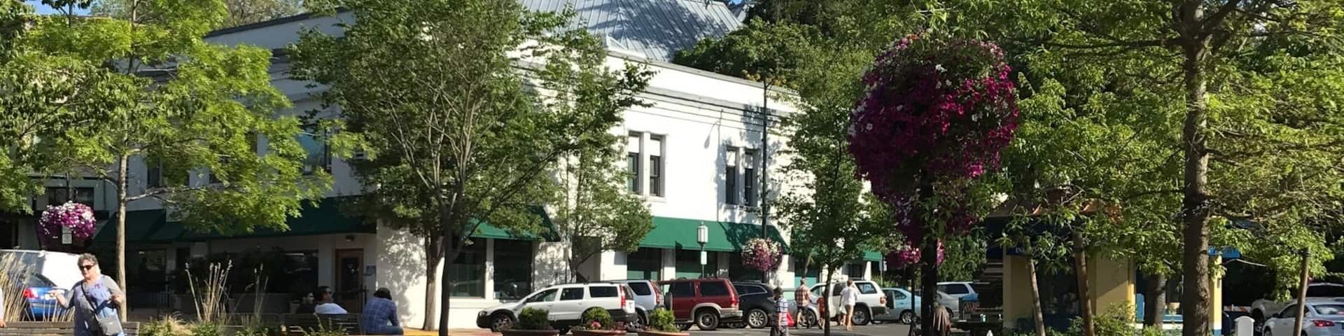 Ashland is famous for it's Shakespeare Festival but year round has a very English feel