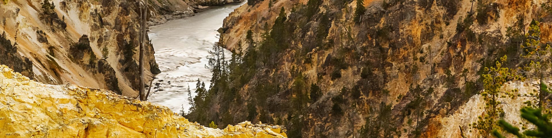 I arrived at this location at dusk and managed to capture this image with the rocks warmed but the last of the sunset sky. This Iconic image of Yellowstone National park was top of my 'must dos for Yellowstone" and it did not disappoint. I also attempted sunrise and another sunset that were not as rewarding - timing is everything. #Adventure #yellowstone #sunset #Artists #point Nikon D850 24-120mm @120mm, F13, ISO 31, 10sec.