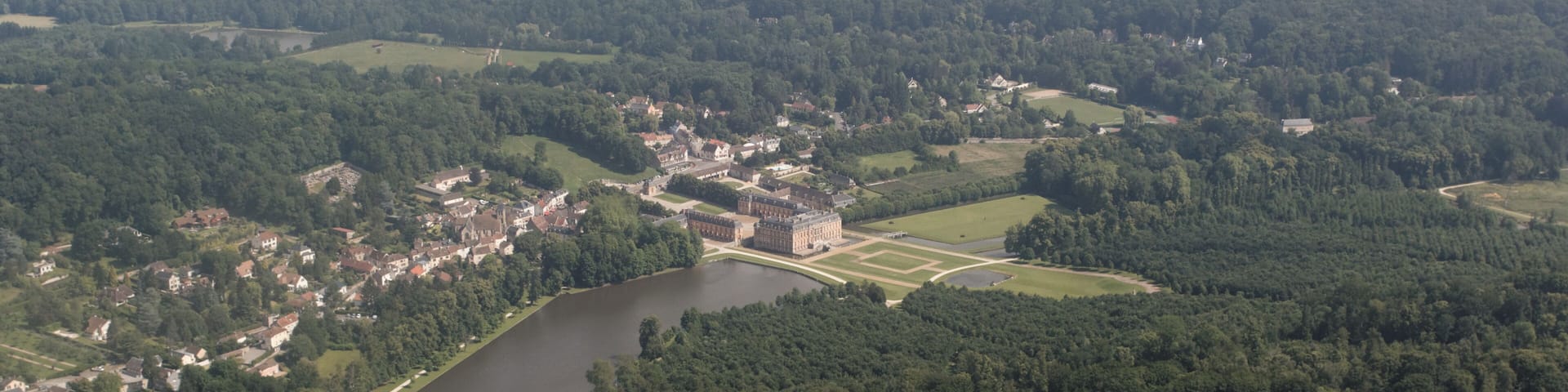 Château de Dampierre.