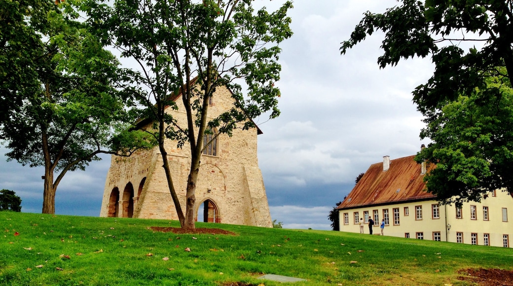 This is a picture of the hessian Kulturdenkmal (cultural monument) with the ID