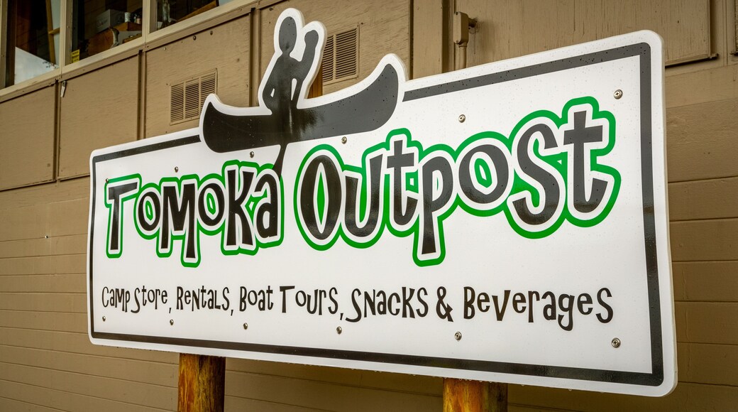 Tomoka State Park showing signage