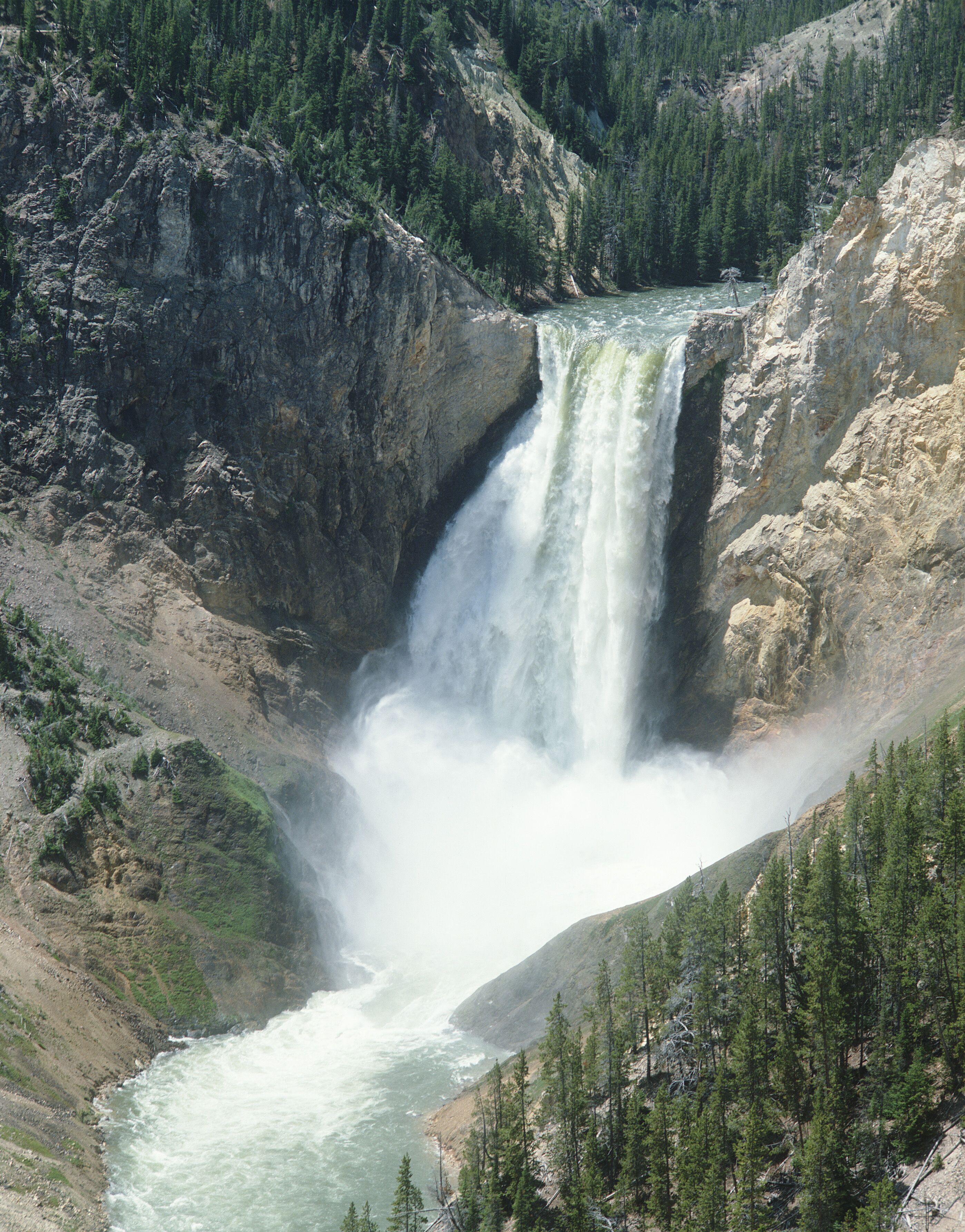 Cascades Inferiors del Yellowstone