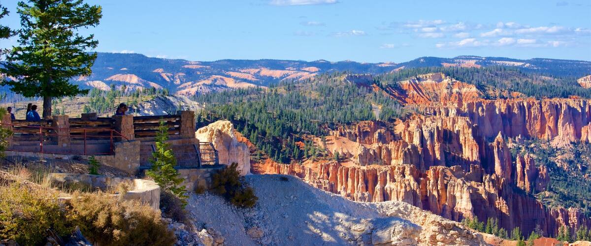 Rainbow Point showing a gorge or canyon, tranquil scenes and views