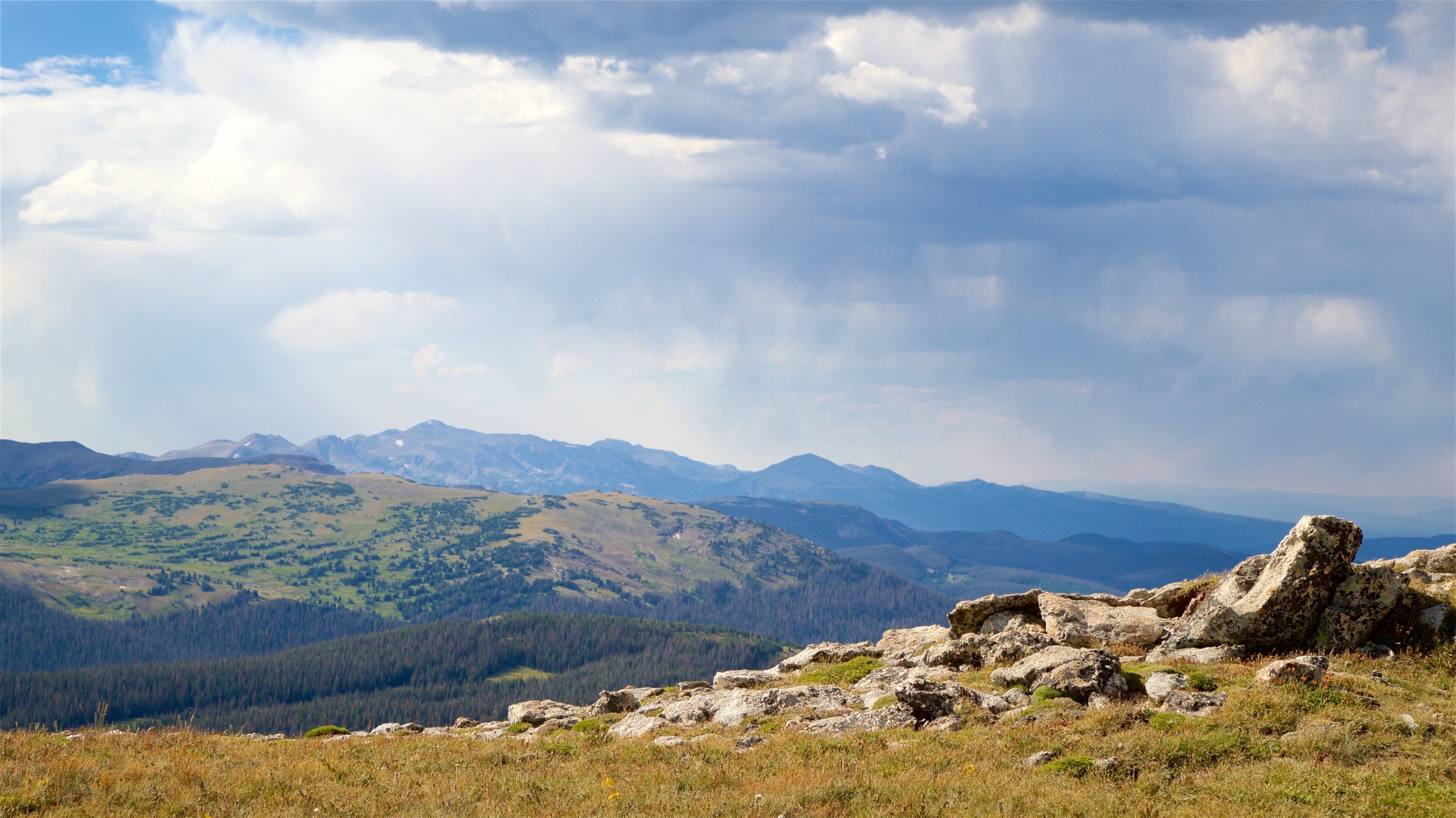 Alpine Visitor Center showing landscape views and tranquil scenes