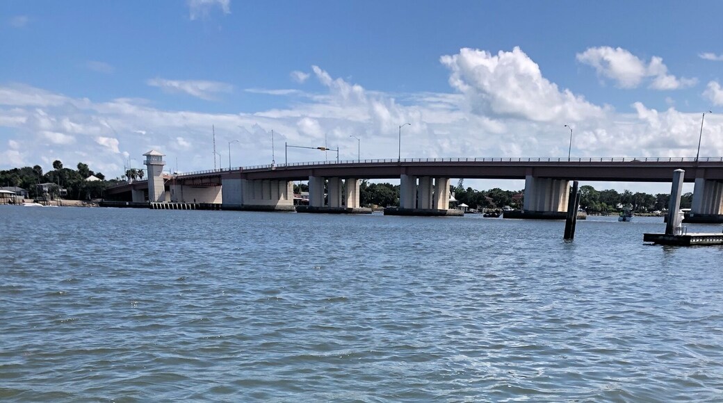 Great Paddle to the Island by North Causeway