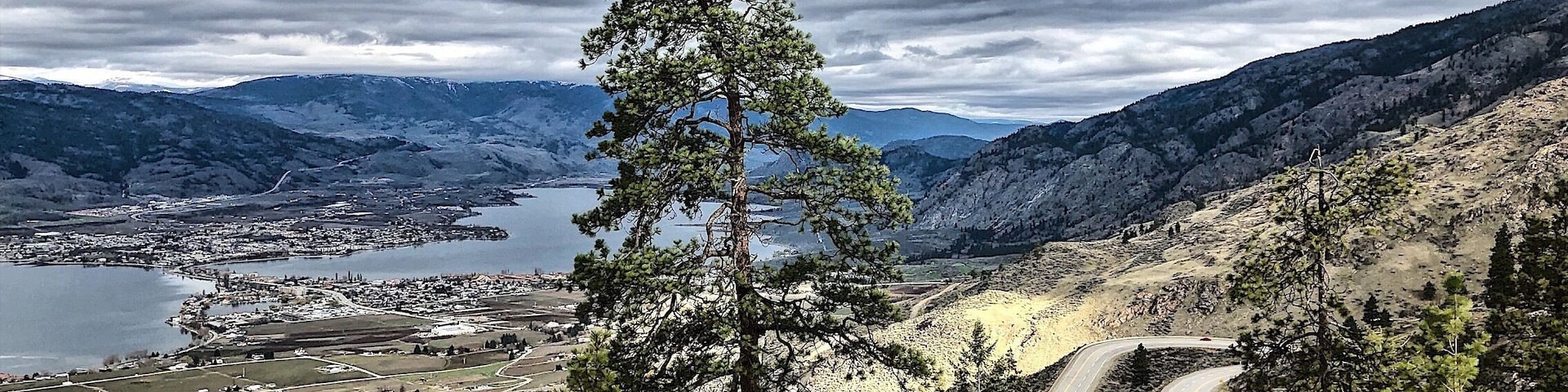 A dramatic view from the Anarchist Mountain Lookout with the city of Osoyoos below!