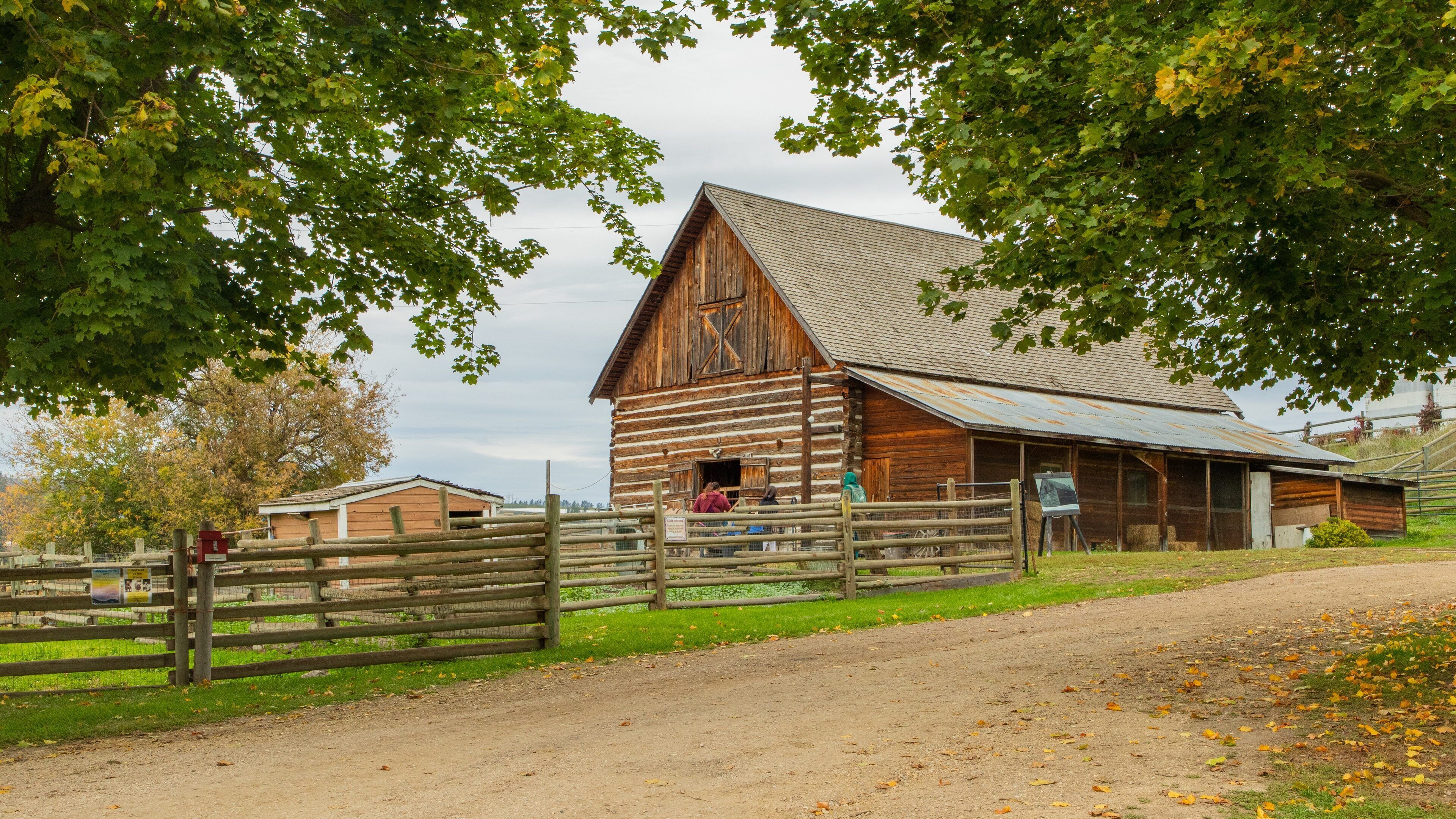 Historic O\'Keefe Ranch featuring farmland