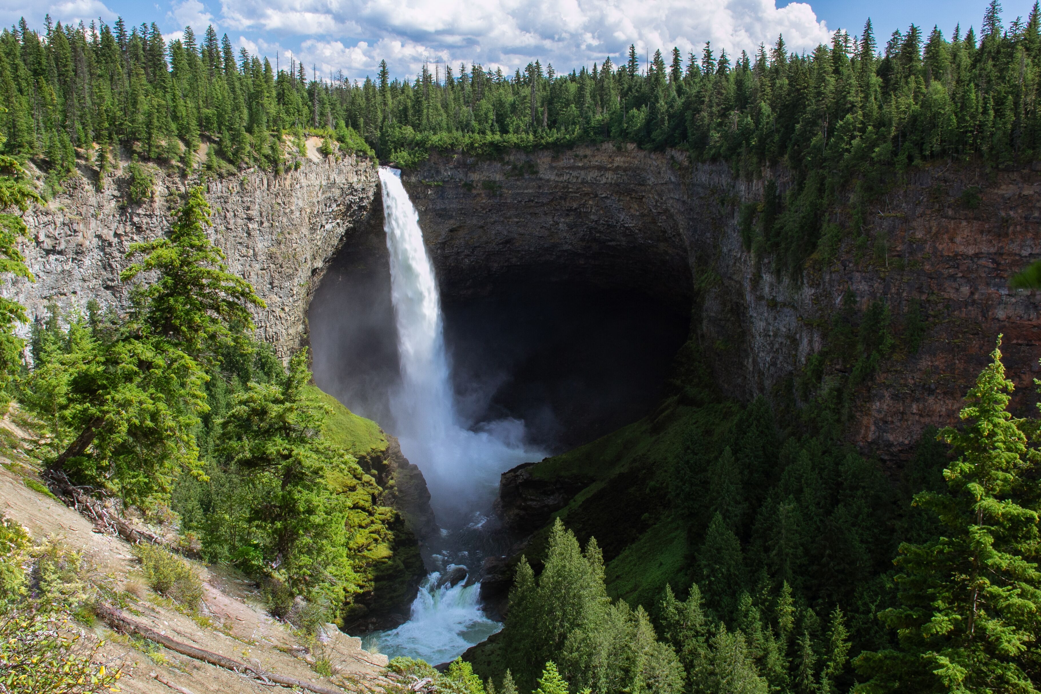 Helmcken Falls