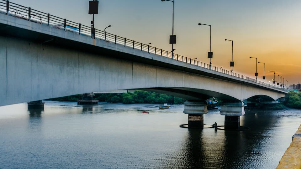 Vashi bridge over the sea inlet of the Arabian sea in Mumbai at sunset