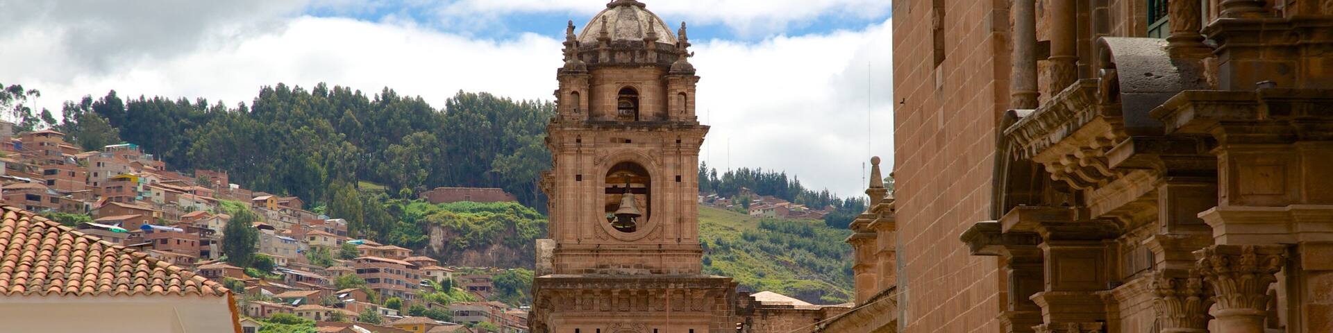 La Merced Church showing a city