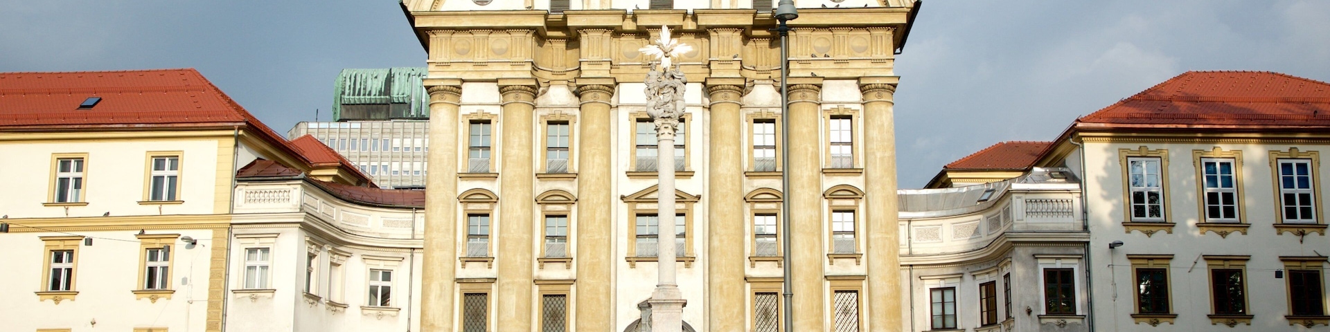 Congress Square featuring a square or plaza and heritage architecture