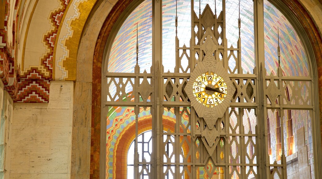 อาคาร Guardian แสดง การตกแต่งภายใน และ มรดกวัฒนธรรม