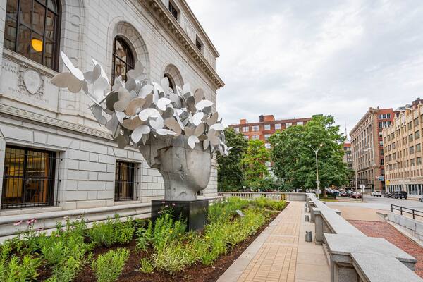 Central Public Library featuring a city and outdoor art