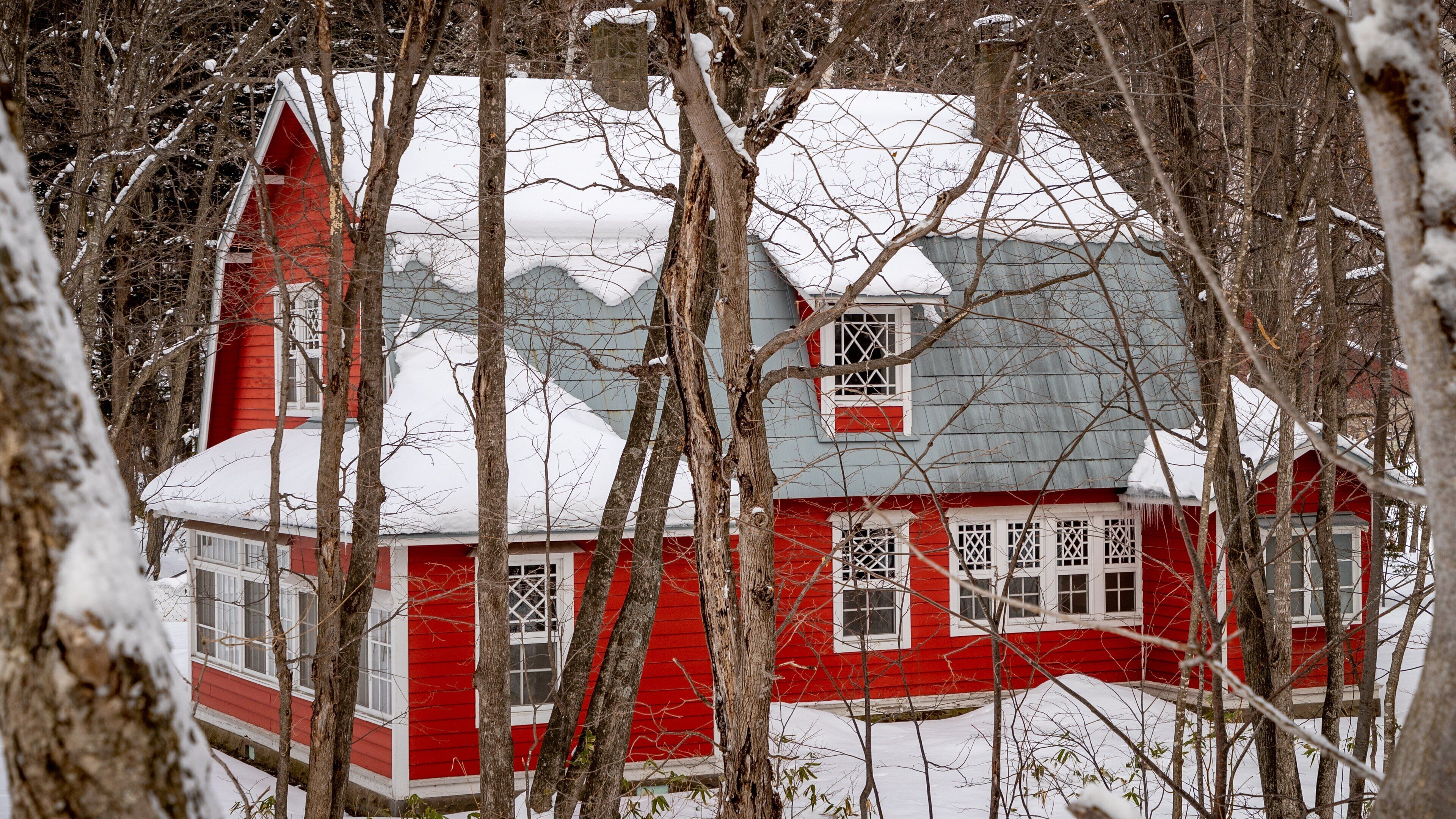 Sapporo Art Park which includes snow and a house