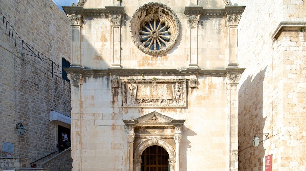 Iglesia de St. Saviour que incluye una iglesia o catedral