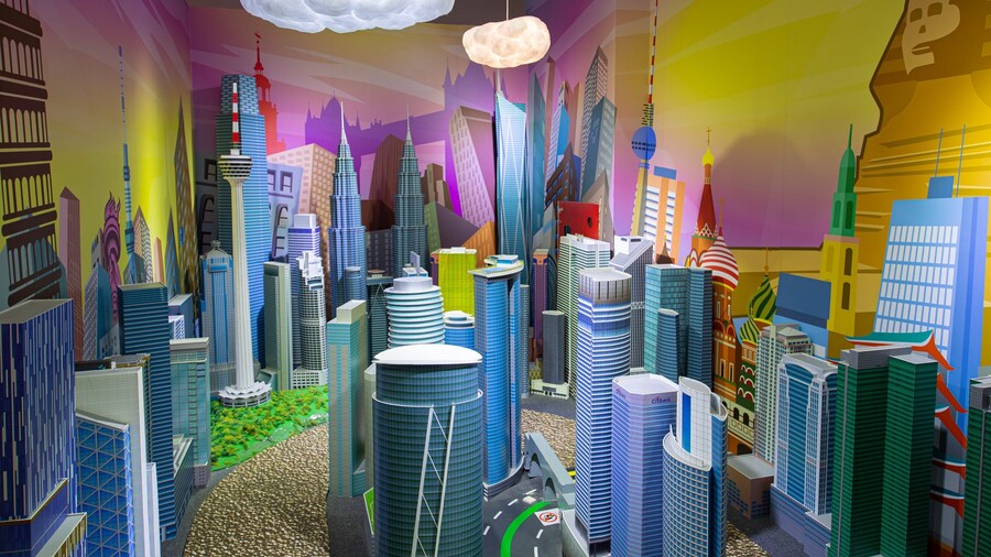 Kuala Lumpur City Gallery showing art and interior views