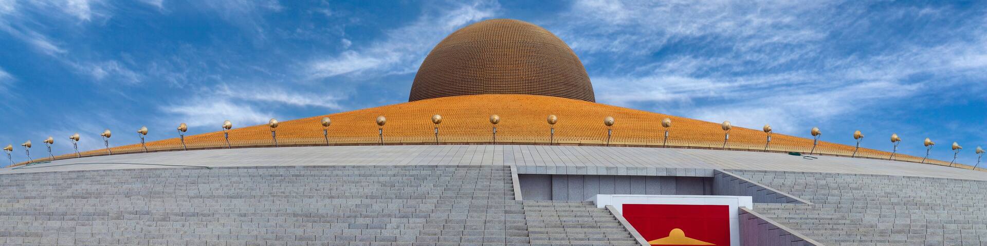 Wat Phra Dhammakaya - famous Buddhist stupa in Khlong Luang District, Pathum Thani Province north of Bangkok, Thailand