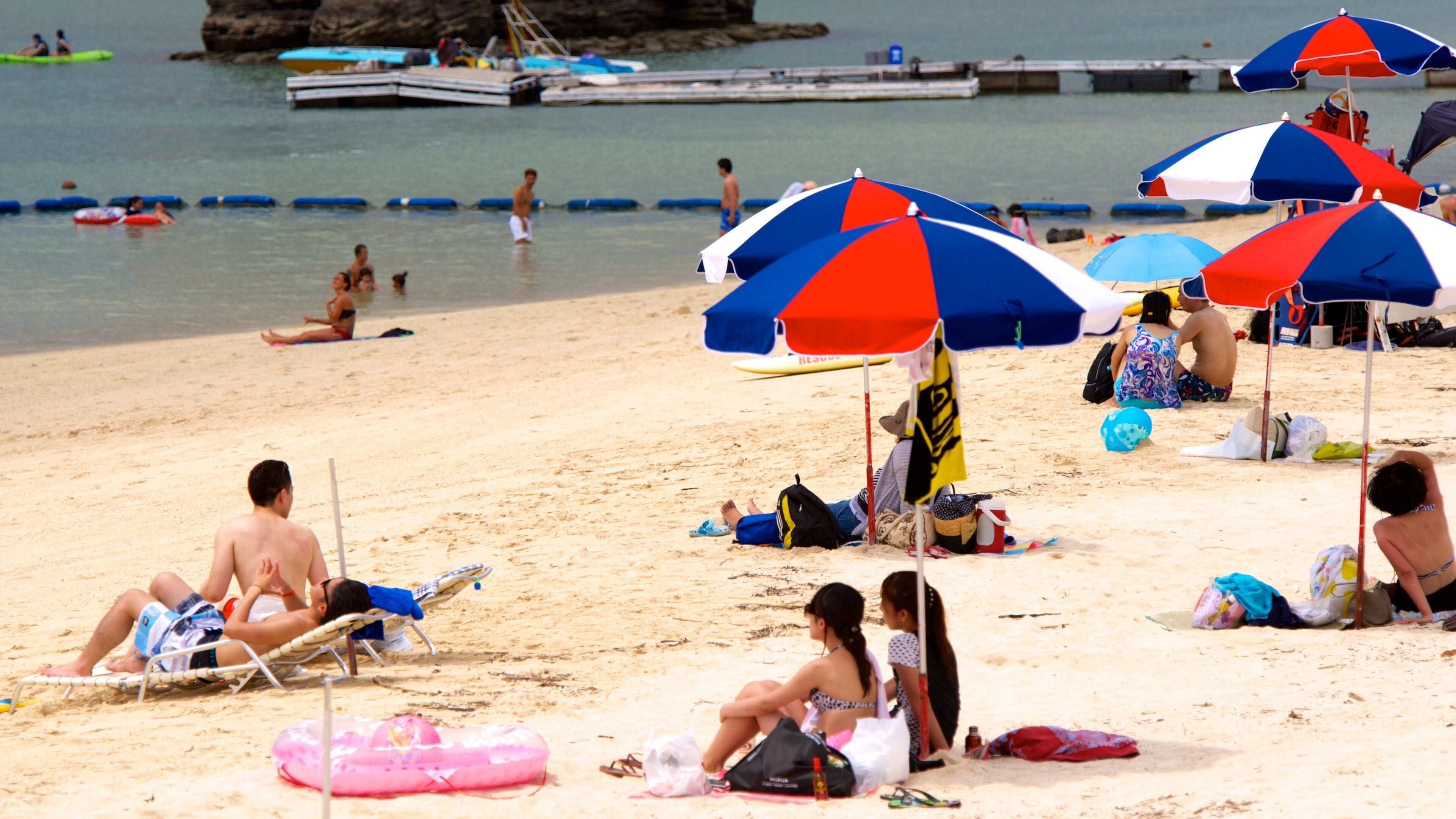 Araha Beach which includes a beach