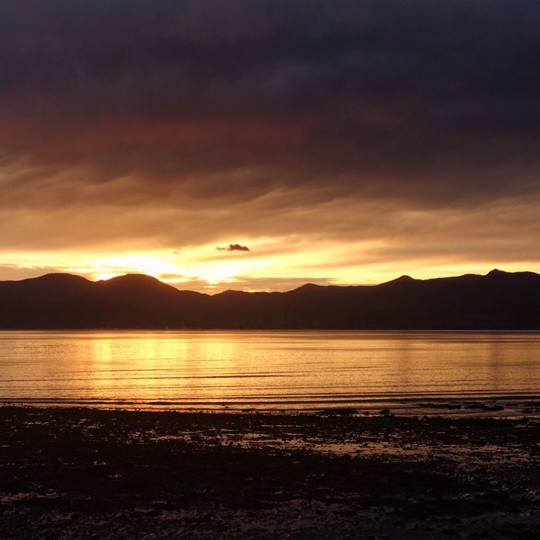 Some incredible sunrise in Motueka, one of my favorite picture from New Zealand !
#Golden