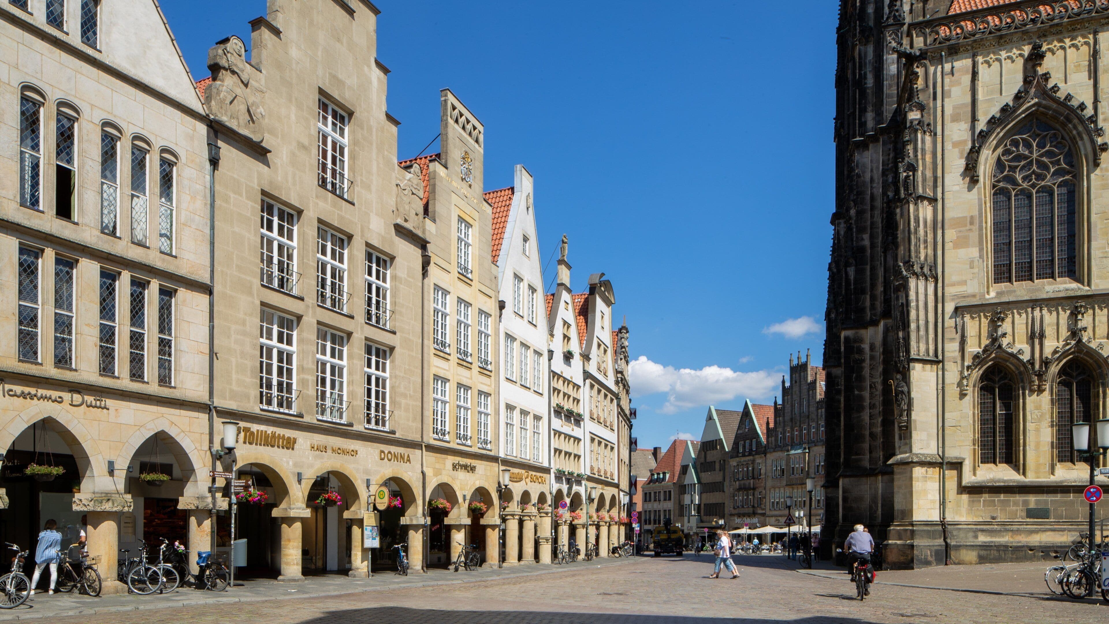 Prinzipalmarkt which includes a city