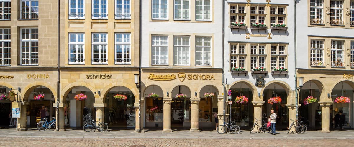 Prinzipalmarkt featuring signage