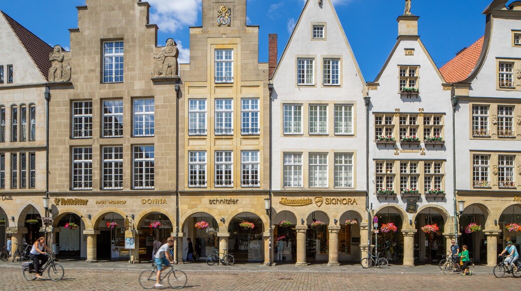 Prinzipalmarkt showing signage