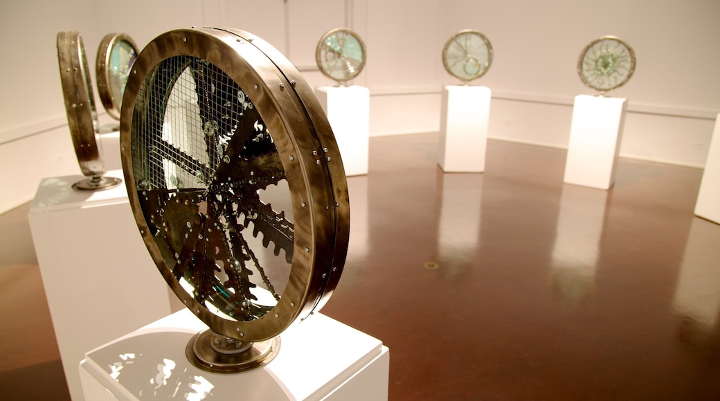 Kootenay Gallery featuring art and interior views