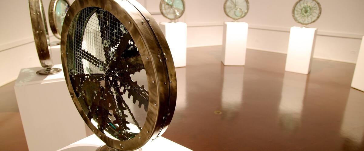 Kootenay Gallery featuring art and interior views