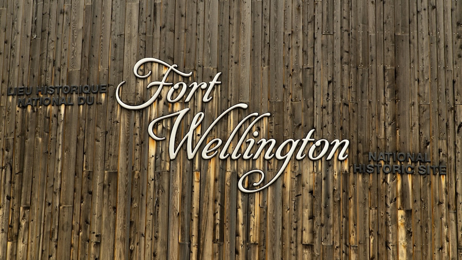 Fort Wellington National Historic Site which includes signage
