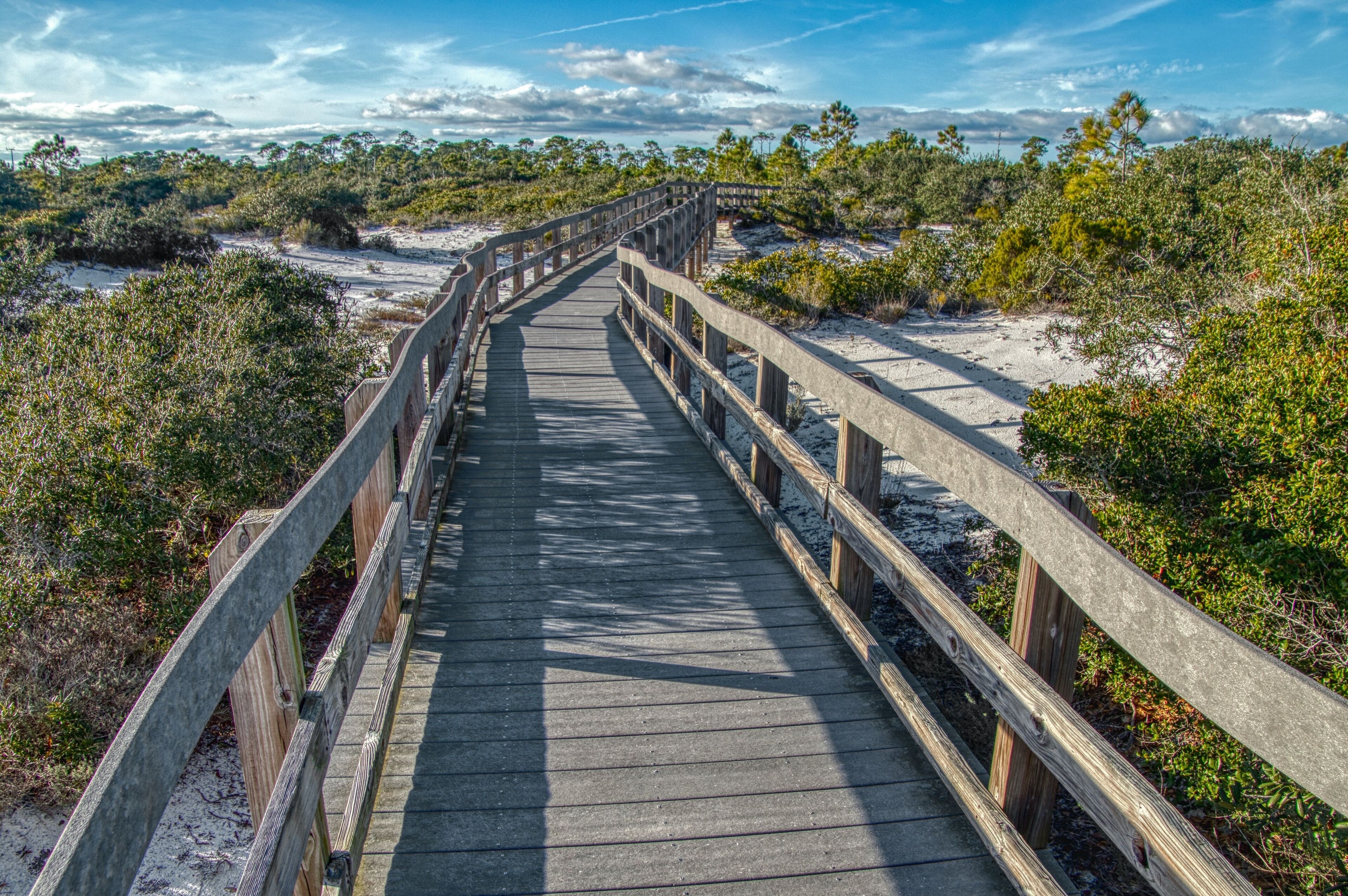 The Gulf Islands National Seashore is located in Florida and Mississippi