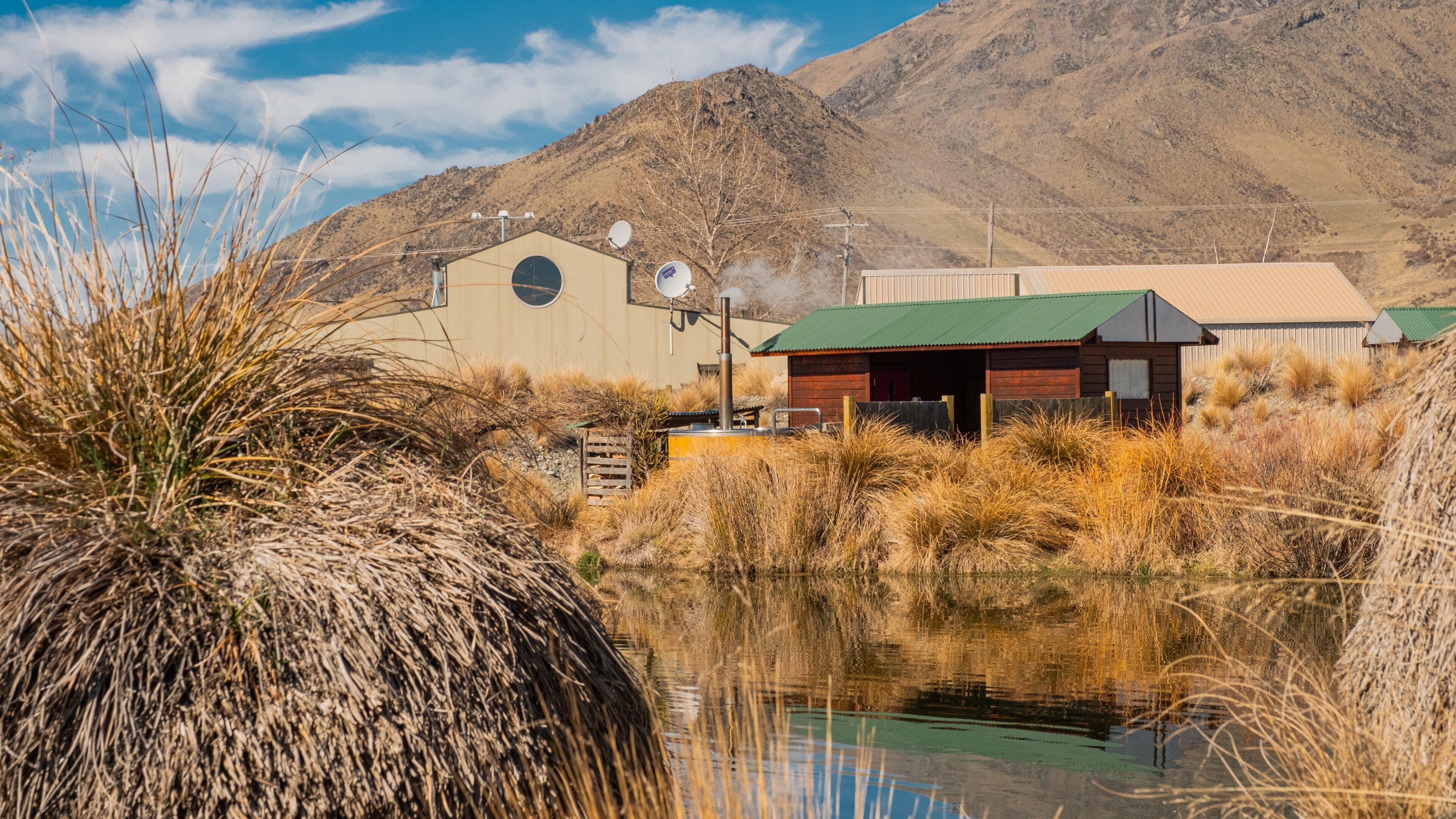 Hot Tubs Omarama showing a pond and a small town or village
