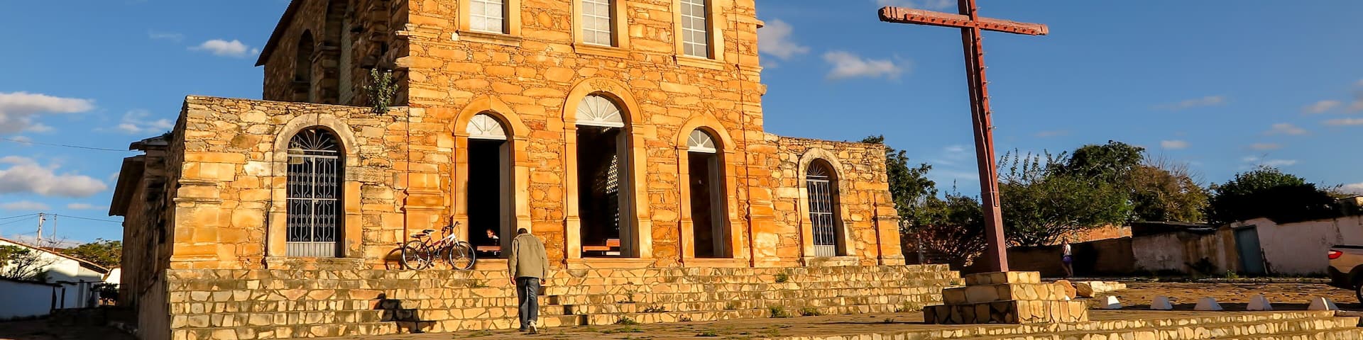 Old stone church, in honor of Senhora Sant'ana, from the first half of the 18th century, city of Rio de Contas, state of Bahia, Brazil