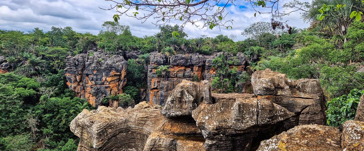 Beautiful landscape view on the way to the Gruta da Lapa Doce cave, Chapada Diamantina in Bahia, Brazil.