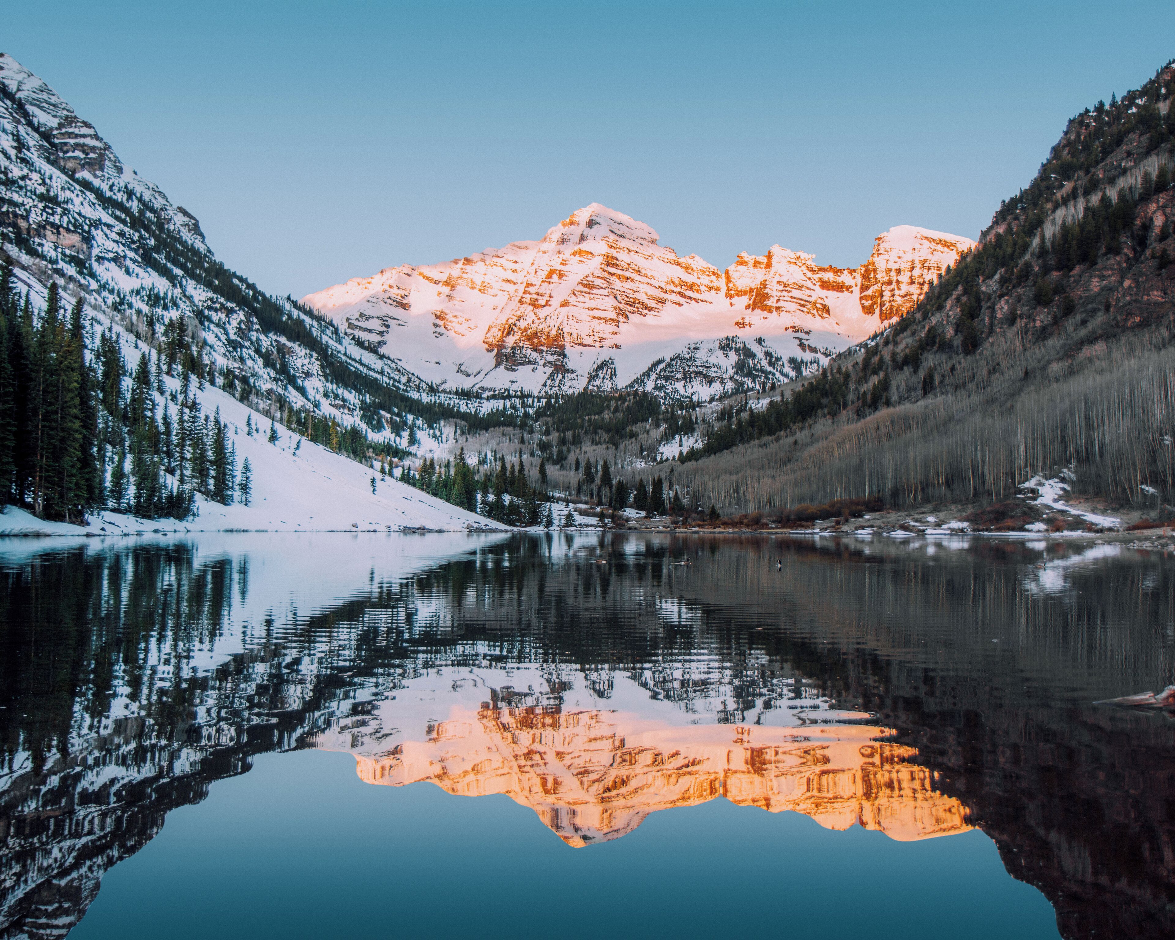 Travel tip: The sunrise is always worth getting up for no matter how tired you are. 

#LifeAtExpedia
#Reflections