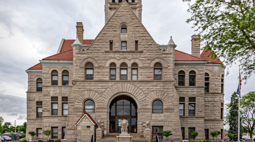 Fulton County Courthouse