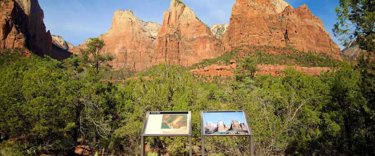 Court of the Patriarchs Viewpoint showing landscape views, signage and tranquil scenes