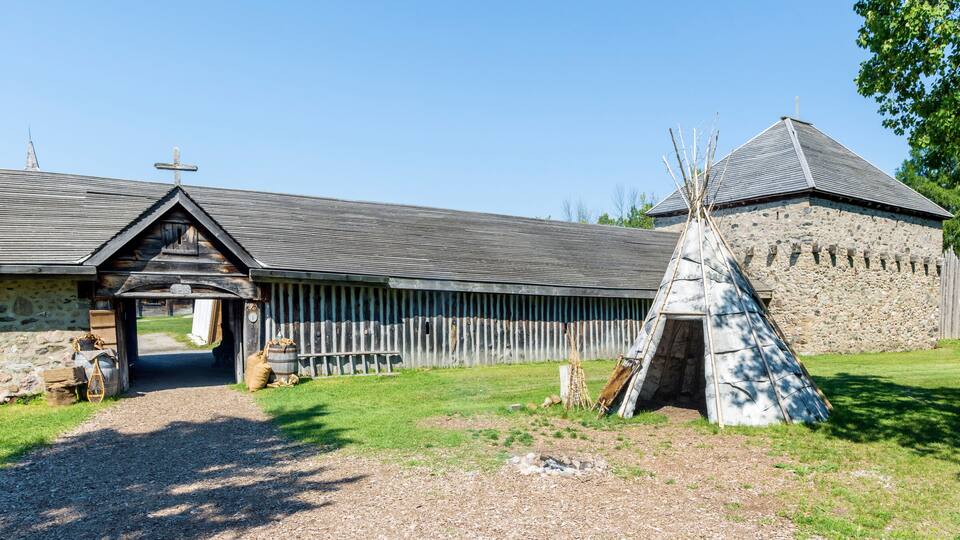 Wendat wigwam in Sainte Marie Among the Hurons, Midland, Ontario, Canada