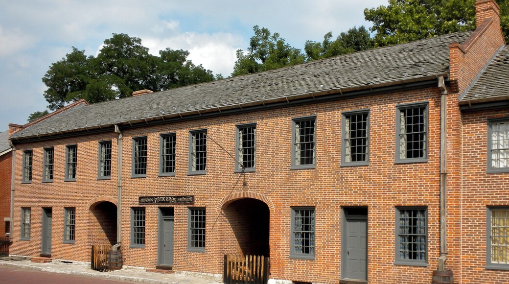 St. Charles Historic District