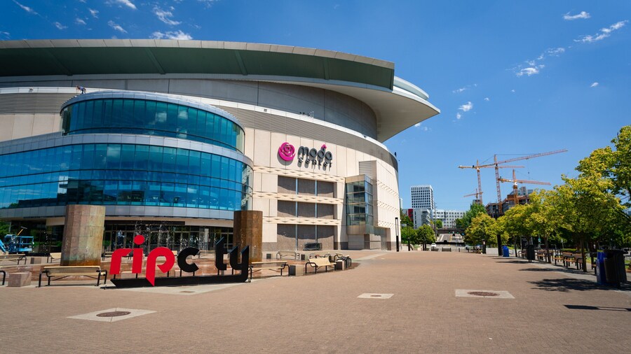 Moda Center