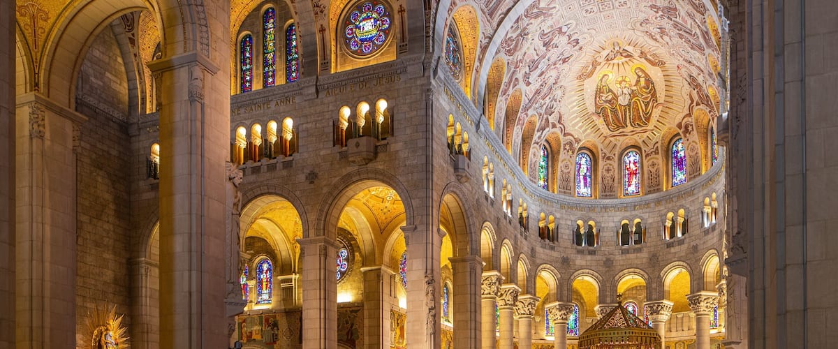 Basilica of Sainte-Anne-de-Beaupré featuring heritage elements, interior views and a church or cathedral