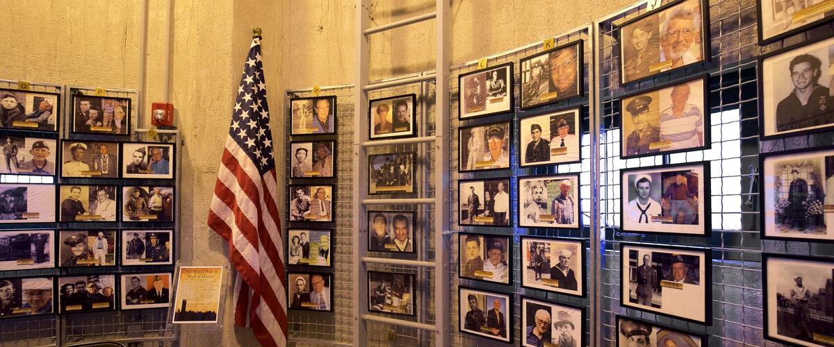 World War II Lookout Tower featuring sisäkuvat ja perintökohteet