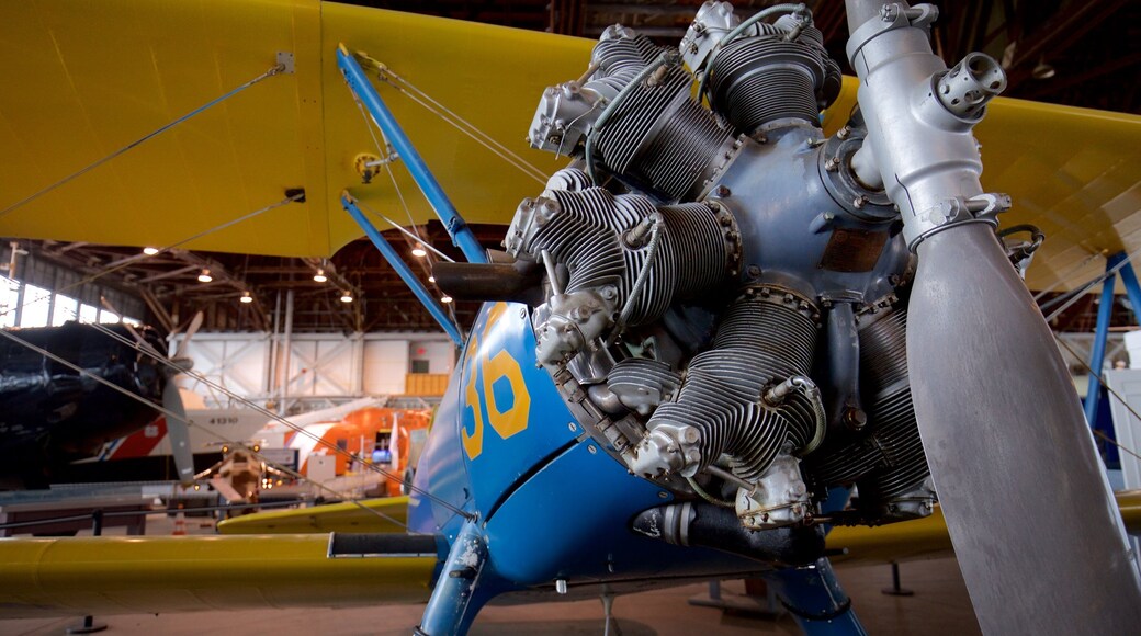 Naval Air Station Wildwood Aviation Museum som omfatter kulturarvsgenstande og interiør