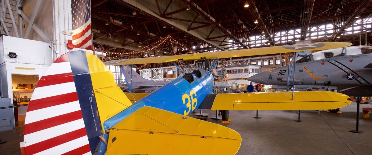 Naval Air Station Wildwood Aviation Museum johon kuuluu sisäkuvat, perintökohteet ja sotilaskäyttöön tarkoitetut esineet