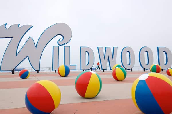 Wildwood Boardwalk which includes signage and outdoor art