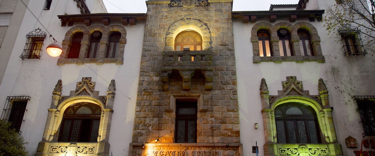 Colon Theater featuring heritage architecture