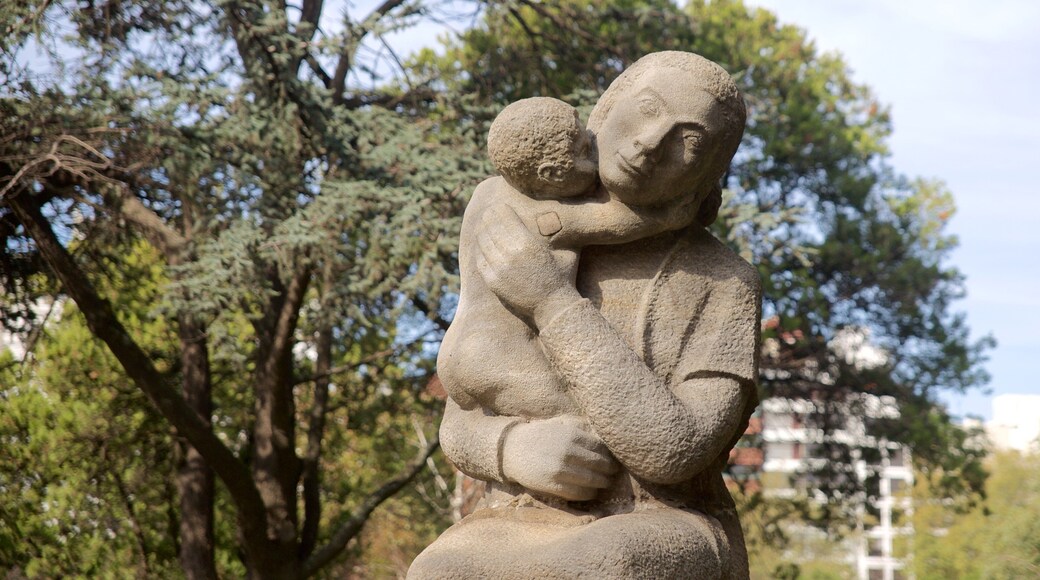 Mitre Square montrant statue ou sculpture