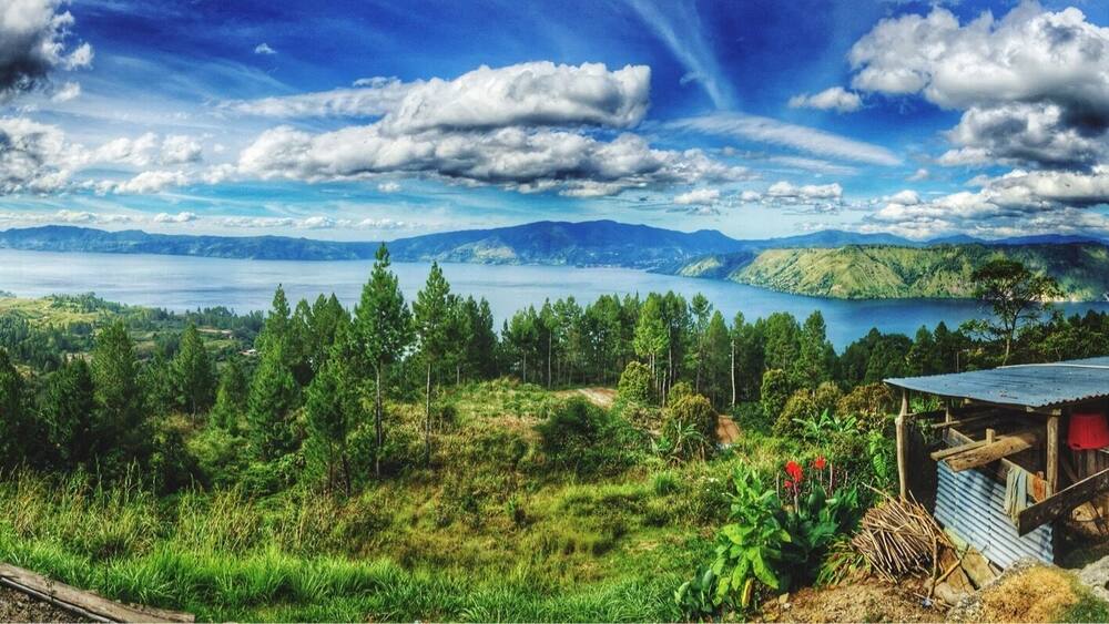 Toba Lake viewed from Samosir Island #indonesia #northsumatra #vocanollake #lake #panorama #iPhone #hdr #phonography