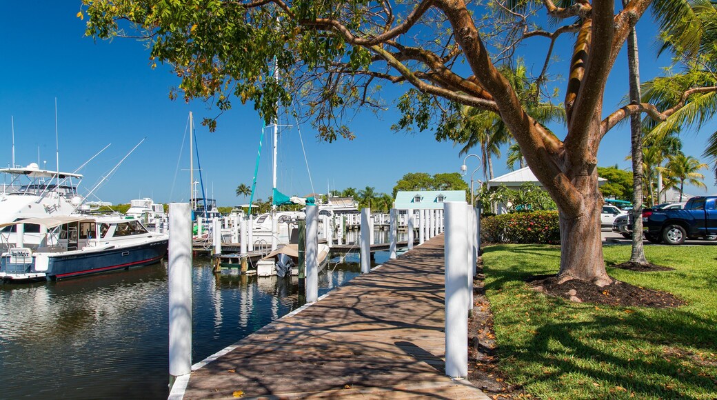 Port Sanibel Marina featuring a bay or harbor